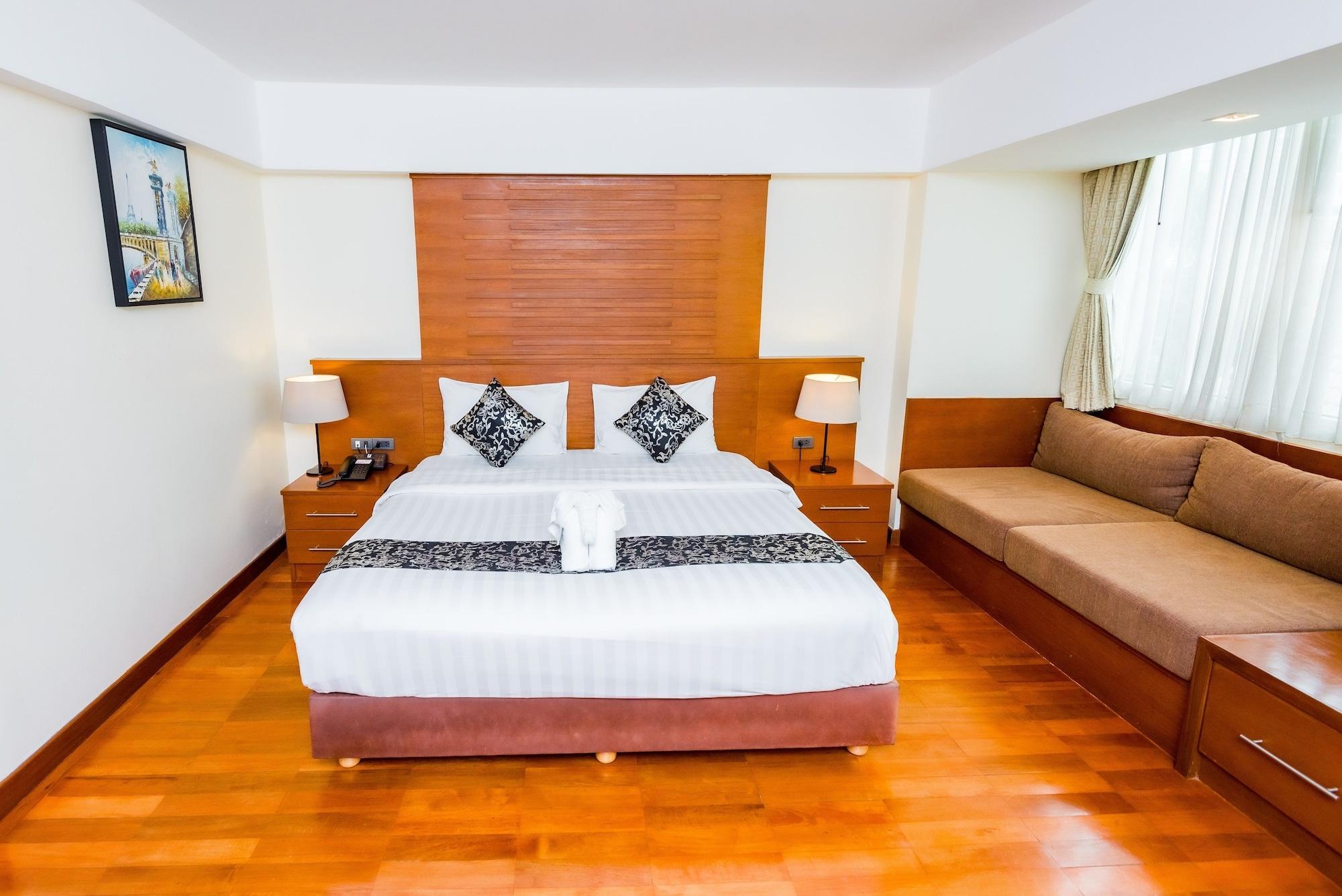 Bally Suite Sukhumvit Бангкок Екстер'єр фото