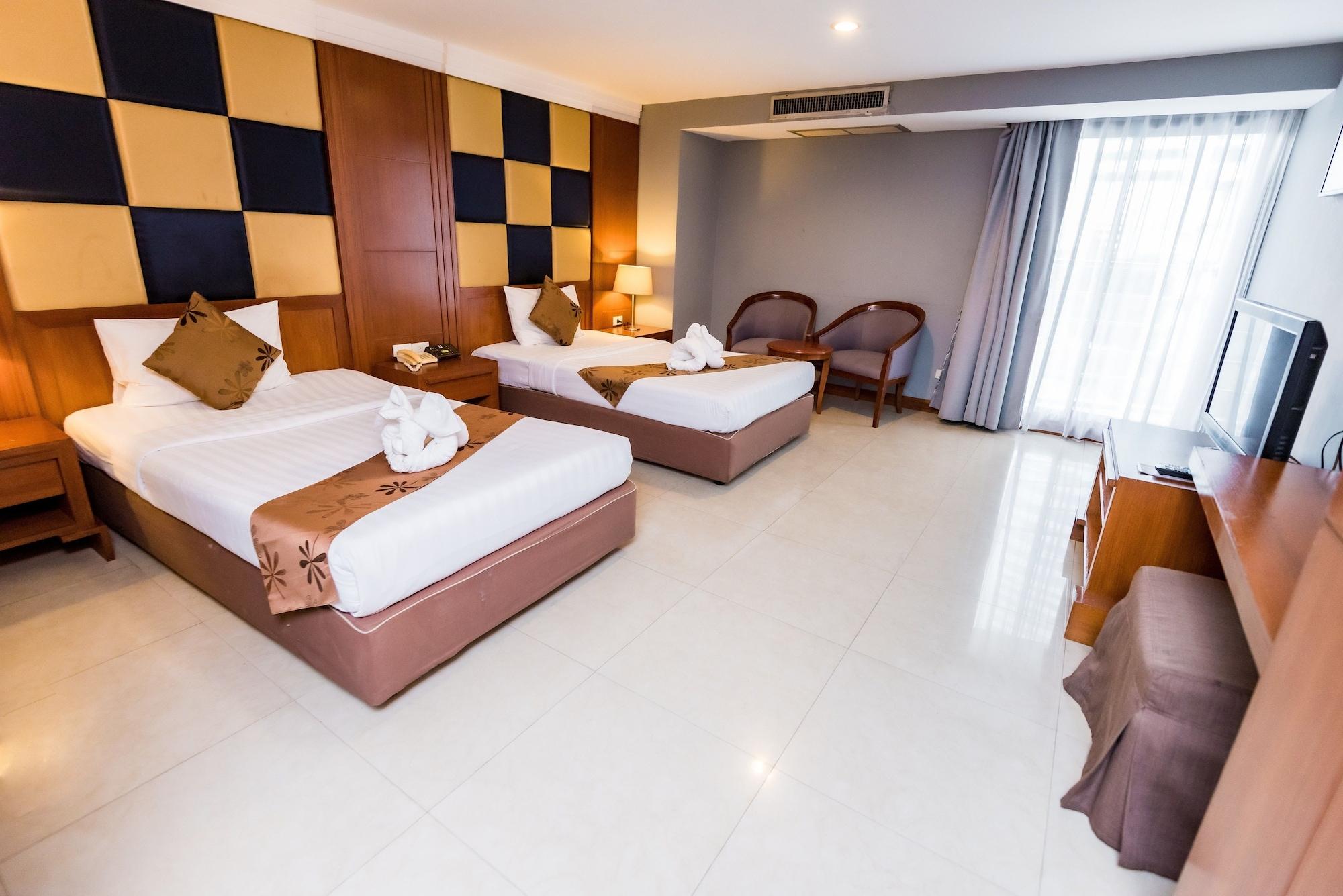 Bally Suite Sukhumvit Бангкок Екстер'єр фото